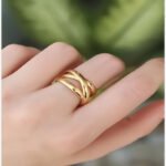 انسيال سلسلة يد استانلس خاتم دهب فضة حلق مجوهرات اكسسوارات