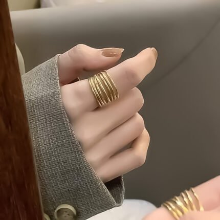 انسيال سلسلة يد استانلس خاتم دهب فضة حلق مجوهرات اكسسوارات