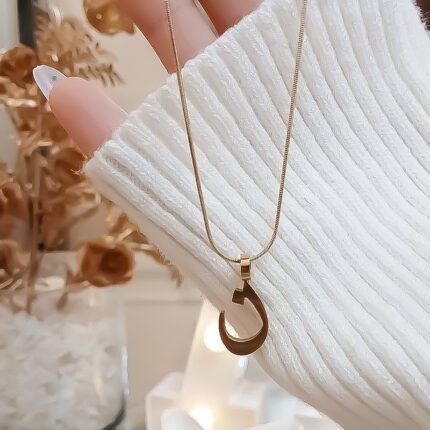 انسيال سلسلة يد استانلس خاتم دهب فضة حلق مجوهرات اكسسوارات