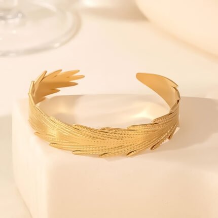 انسيال سلسلة يد استانلس خاتم دهب فضة حلق مجوهرات اكسسوارات