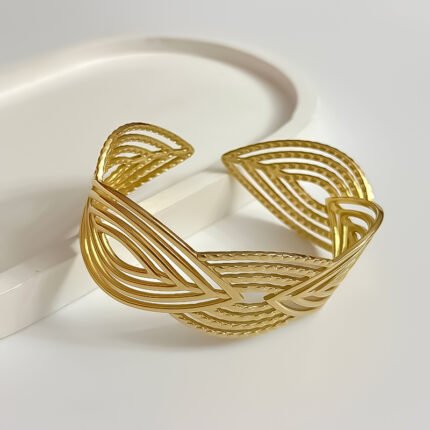 انسيال سلسلة يد استانلس خاتم دهب فضة حلق مجوهرات اكسسوارات