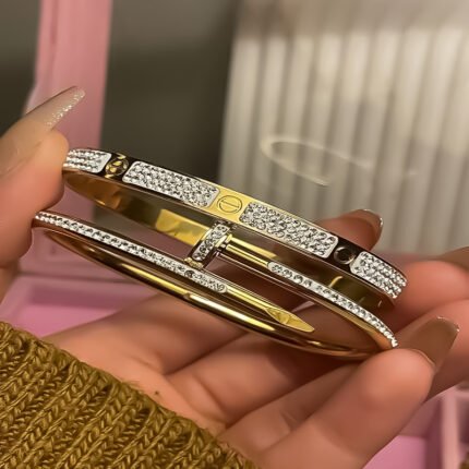 انسيال سلسلة يد استانلس خاتم دهب فضة حلق مجوهرات اكسسوارات