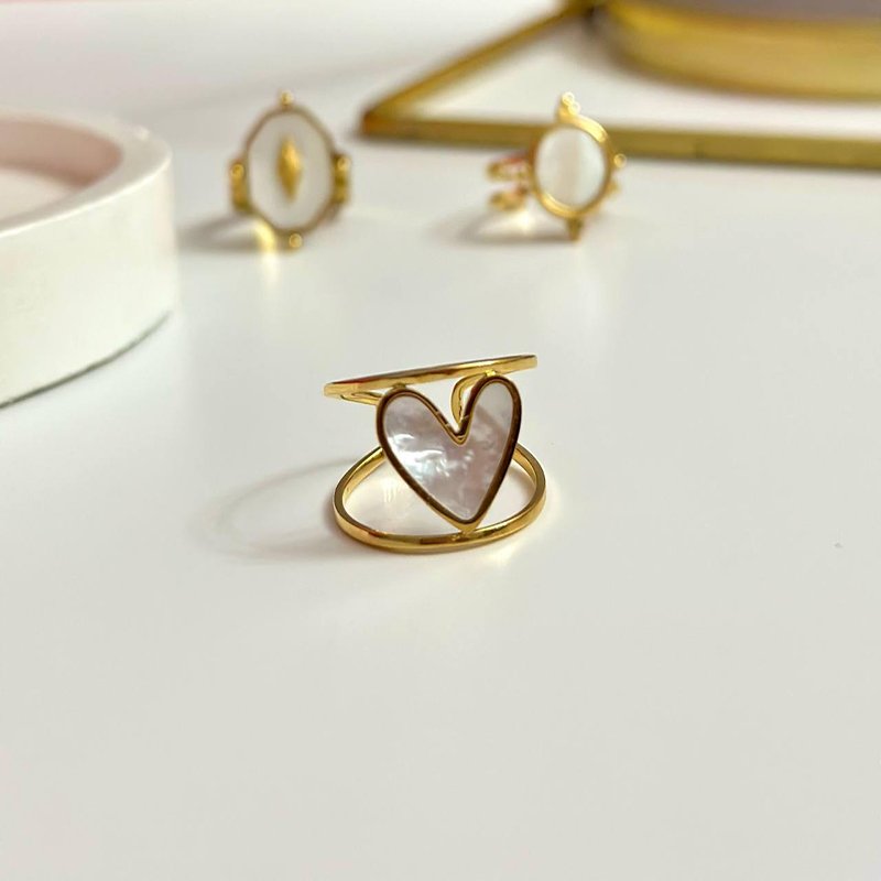 IMG_20250702_202034_162 انسيال سلسلة يد استانلس خاتم دهب فضة حلق مجوهرات اكسسوارات