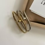 انسيال سلسلة يد استانلس خاتم دهب فضة حلق مجوهرات اكسسوارات