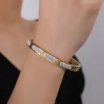 ⁦cartier mosmar strass bracelet⁩ - الصورة ⁦2⁩