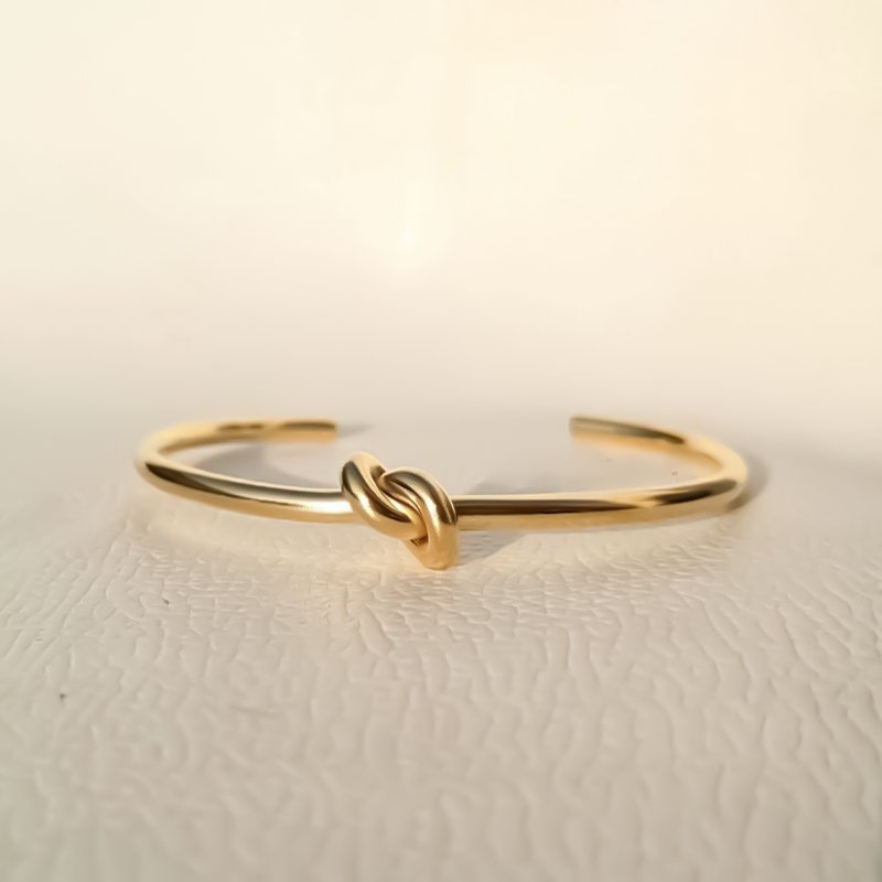 IMG_20250717_021628_429 - Copy انسيال سلسلة يد استانلس خاتم دهب فضة حلق مجوهرات اكسسوارات