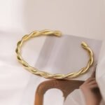 انسيال سلسلة يد استانلس خاتم دهب فضة حلق مجوهرات اكسسوارات