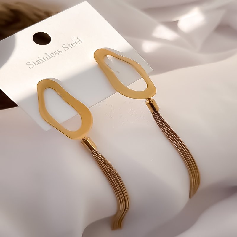 IMG_20250717_024732_851 انسيال سلسلة يد استانلس خاتم دهب فضة حلق مجوهرات اكسسوارات