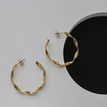 انسيال سلسلة يد استانلس خاتم دهب فضة حلق مجوهرات اكسسوارات