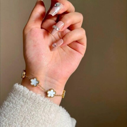 انسيال سلسلة يد استانلس خاتم دهب فضة حلق مجوهرات اكسسوارات