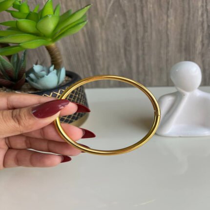 انسيال سلسلة يد استانلس خاتم دهب فضة حلق مجوهرات اكسسوارات