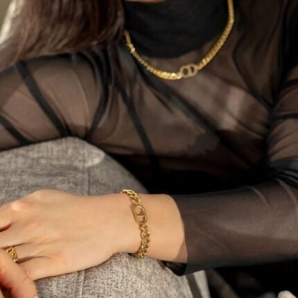 انسيال سلسلة يد استانلس خاتم دهب فضة حلق مجوهرات اكسسوارات