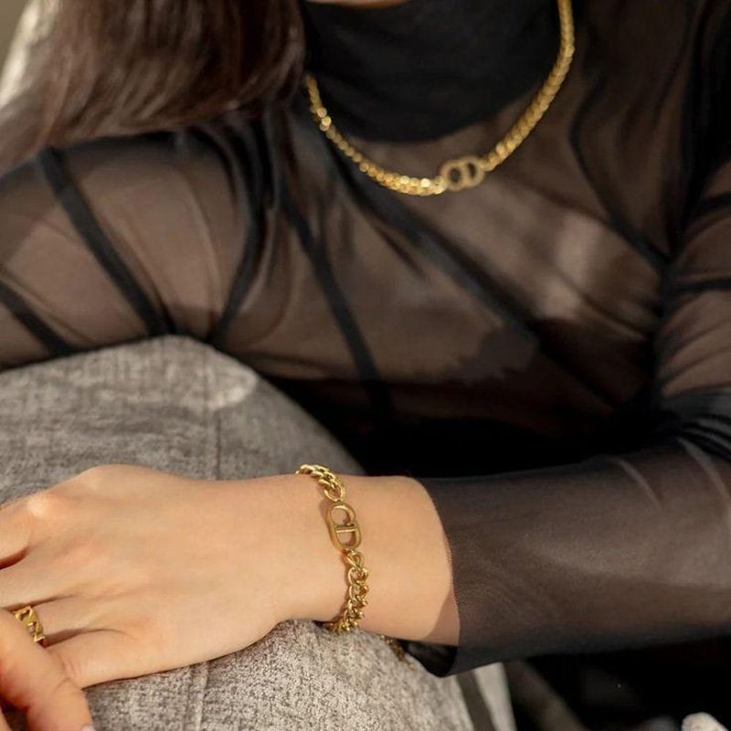 WhatsApp Image 2025-08-20 at 21.14.08 (1) انسيال سلسلة يد استانلس خاتم دهب فضة حلق مجوهرات اكسسوارات