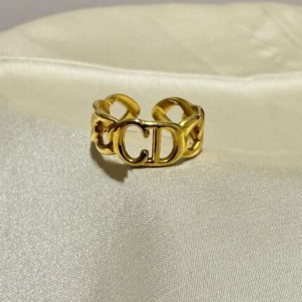 انسيال سلسلة يد استانلس خاتم دهب فضة حلق مجوهرات اكسسوارات