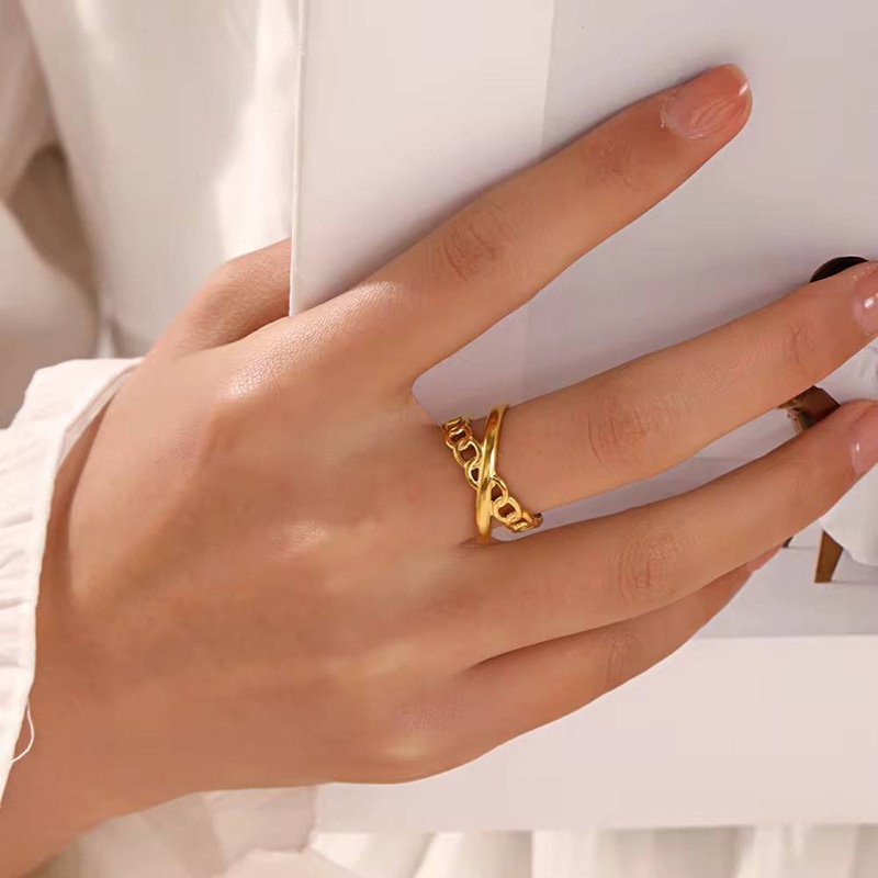 WhatsApp Image 2025-08-21 at 05.25.14 (2) انسيال سلسلة يد استانلس خاتم دهب فضة حلق مجوهرات اكسسوارات