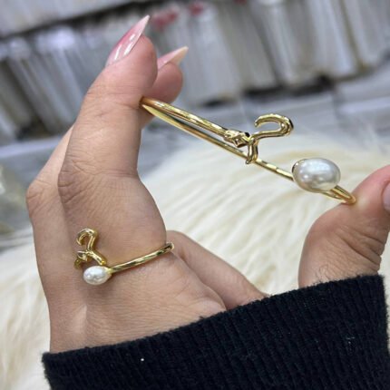 انسيال سلسلة يد استانلس خاتم دهب فضة حلق مجوهرات اكسسوارات