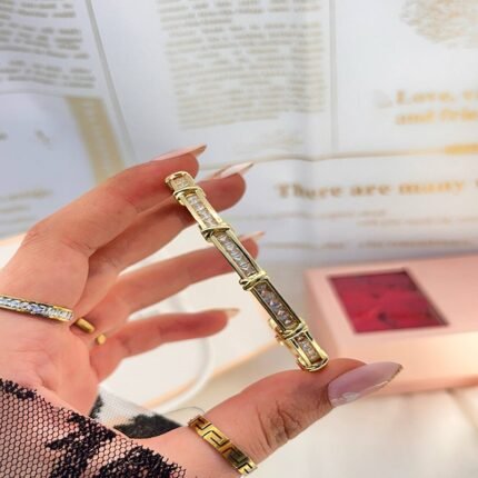 انسيال سلسلة يد استانلس خاتم دهب فضة حلق مجوهرات اكسسوارات