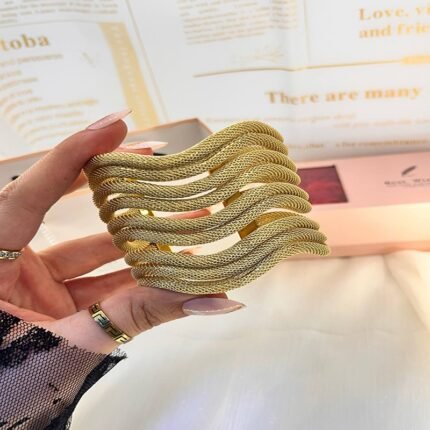 انسيال سلسلة يد استانلس خاتم دهب فضة حلق مجوهرات اكسسوارات