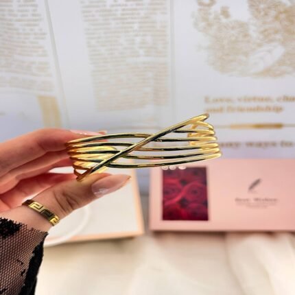 انسيال سلسلة يد استانلس خاتم دهب فضة حلق مجوهرات اكسسوارات