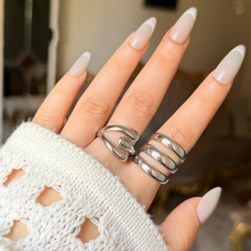 Untitled design (37) انسيال سلسلة يد استانلس خاتم دهب فضة حلق مجوهرات اكسسواراتانسيال سلسلة يد استانلس خاتم دهب فضة حلق مجوهرات اكسسوارات